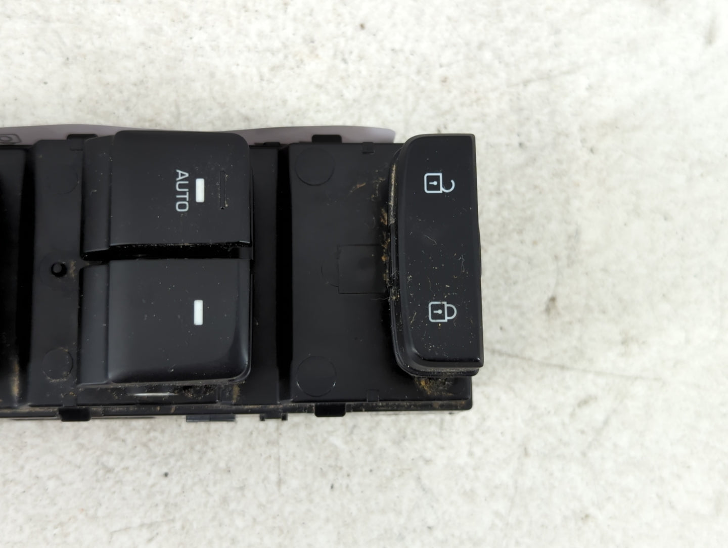 2015-2019 Hyundai Sonata Master Power Window Switch Replacement Driver Side Left P/N:F/LH 1 93570-C1000 Fits OEM Used Auto P