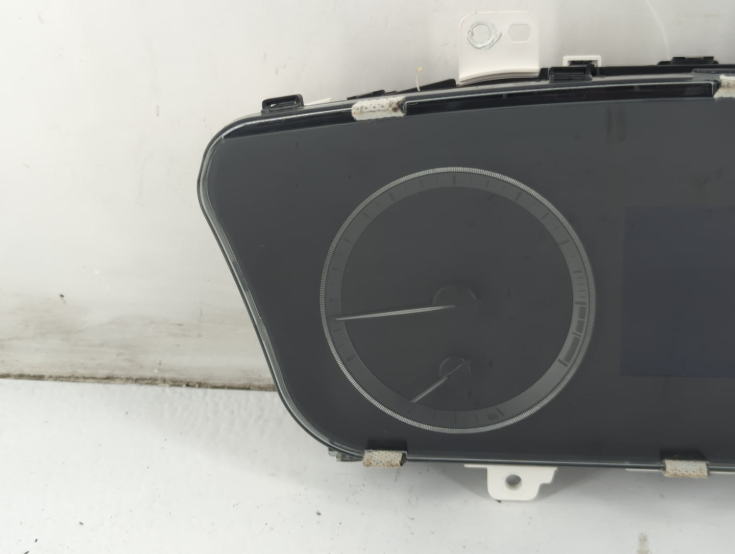 2016-2017 Hyundai Sonata Instrument Cluster Speedometer Gauges P/N:A2C11088600 Fits Fits 2016 2017 OEM Used Auto Parts - Oem
