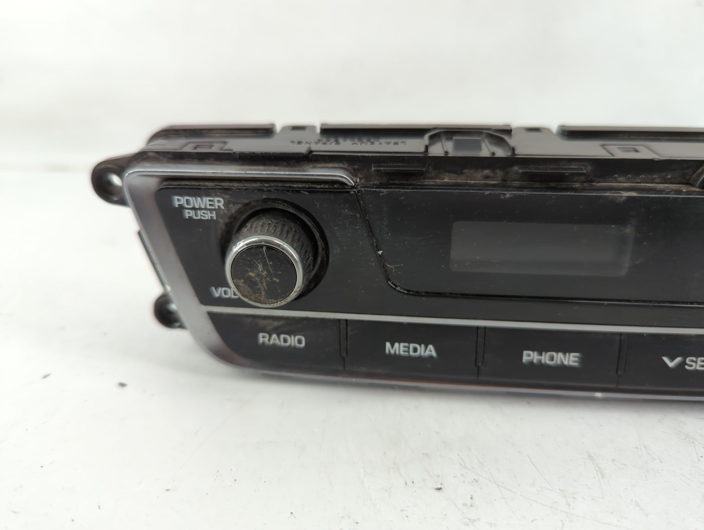 2016-2017 Hyundai Sonata Radio AM FM Cd Player Receiver Replacement P/N:94510-C2530 Fits Fits 2016 2017 OEM Used Auto Parts 