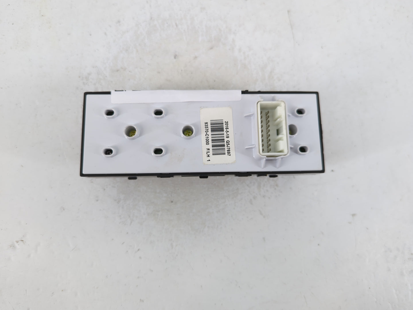 2015-2019 Hyundai Sonata Master Power Window Switch Replacement Driver Side Left P/N:93570-C1000 Fits OEM Used Auto Parts - 