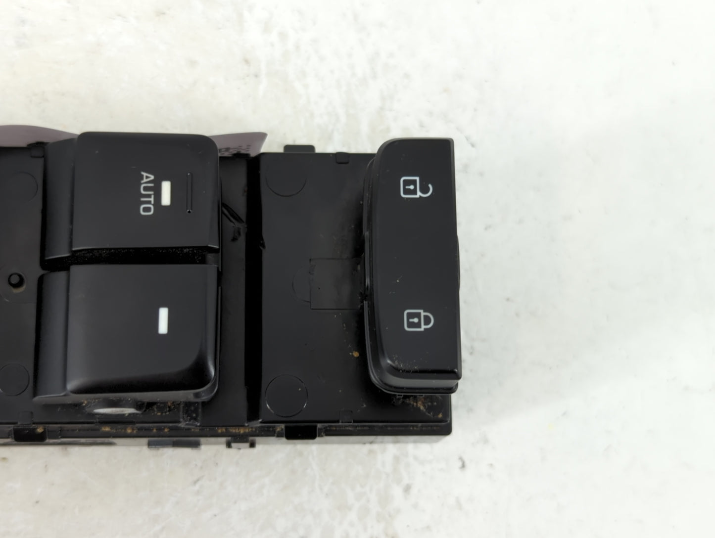 2015-2019 Hyundai Sonata Master Power Window Switch Replacement Driver Side Left P/N:93570-C1000 Fits OEM Used Auto Parts - 