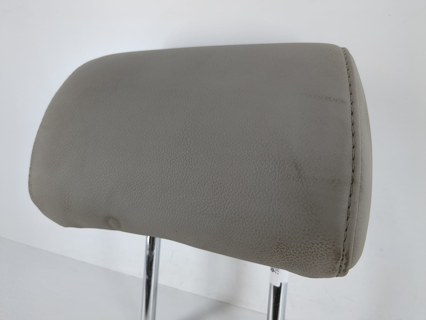 2015-2017 Hyundai Sonata Headrest Head Rest Rear Seat Fits Fits 2015 2016 2017 OEM Used Auto Parts - Oemusedautoparts1.com