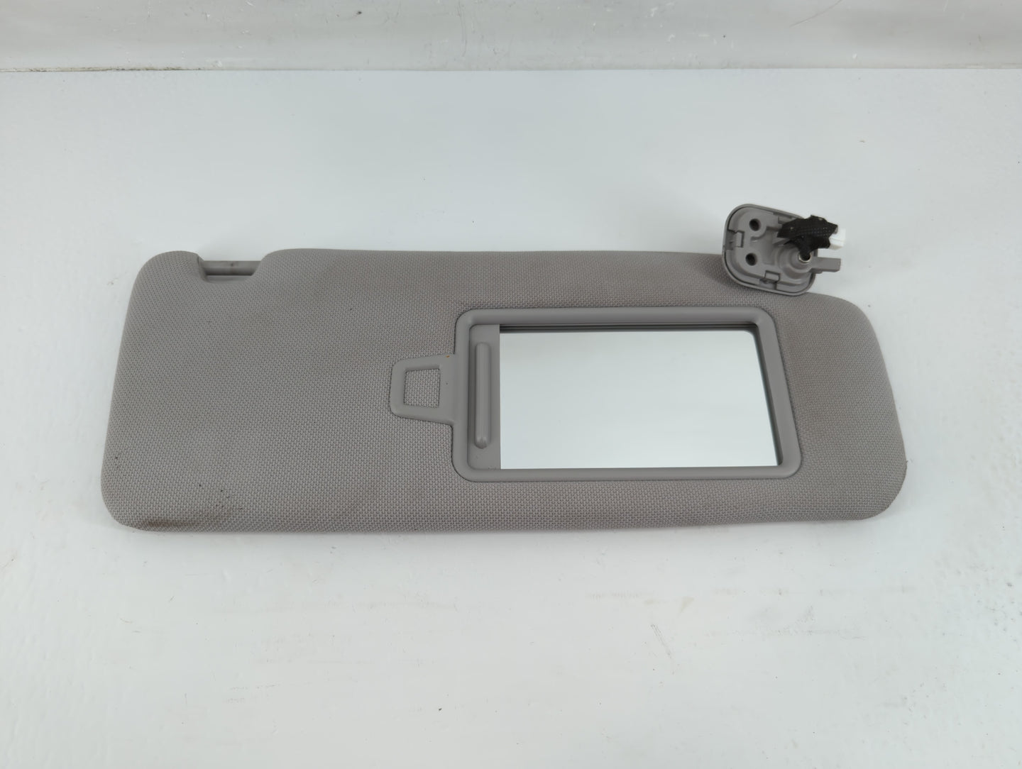 2016-2019 Hyundai Sonata Sun Visor Shade Replacement Passenger Right Mirror Fits Fits 2016 2017 2018 2019 OEM Used Auto Part