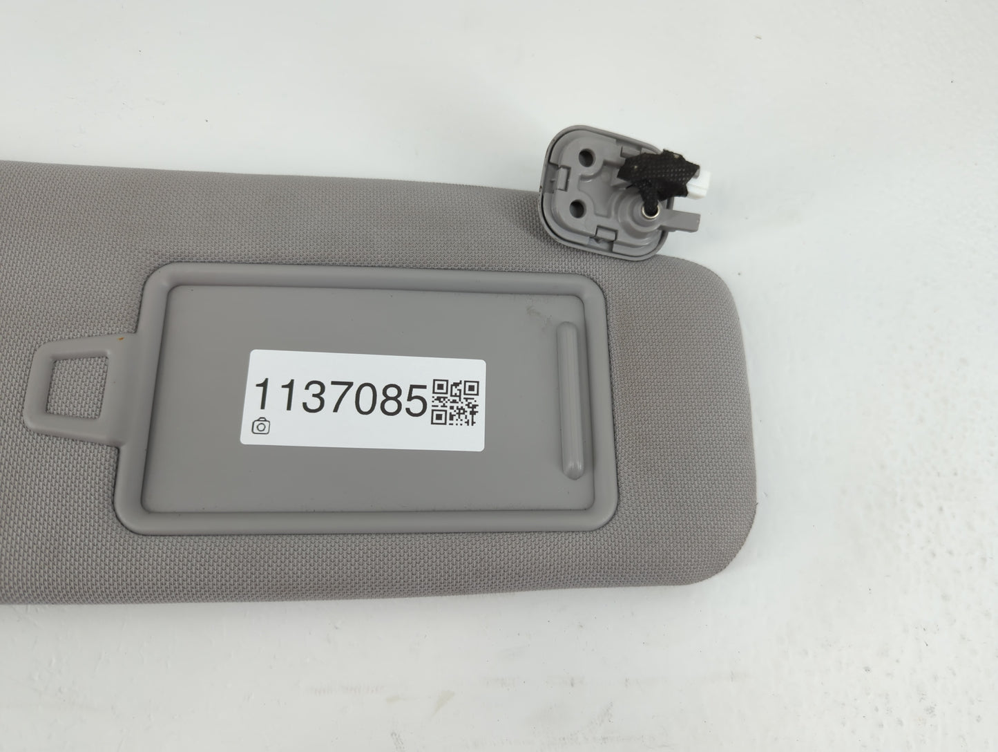 2016-2019 Hyundai Sonata Sun Visor Shade Replacement Passenger Right Mirror Fits Fits 2016 2017 2018 2019 OEM Used Auto Part