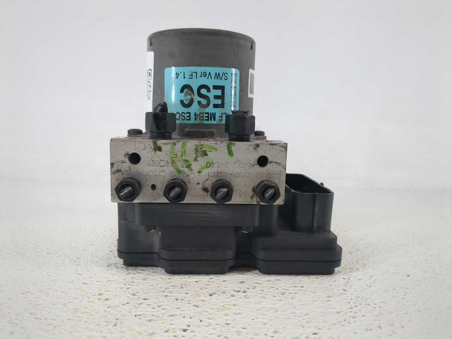2015-2017 Hyundai Sonata ABS Pump Control Module Replacement P/N:C2589-20501 Fits Fits 2015 2016 2017 OEM Used Auto Parts - 