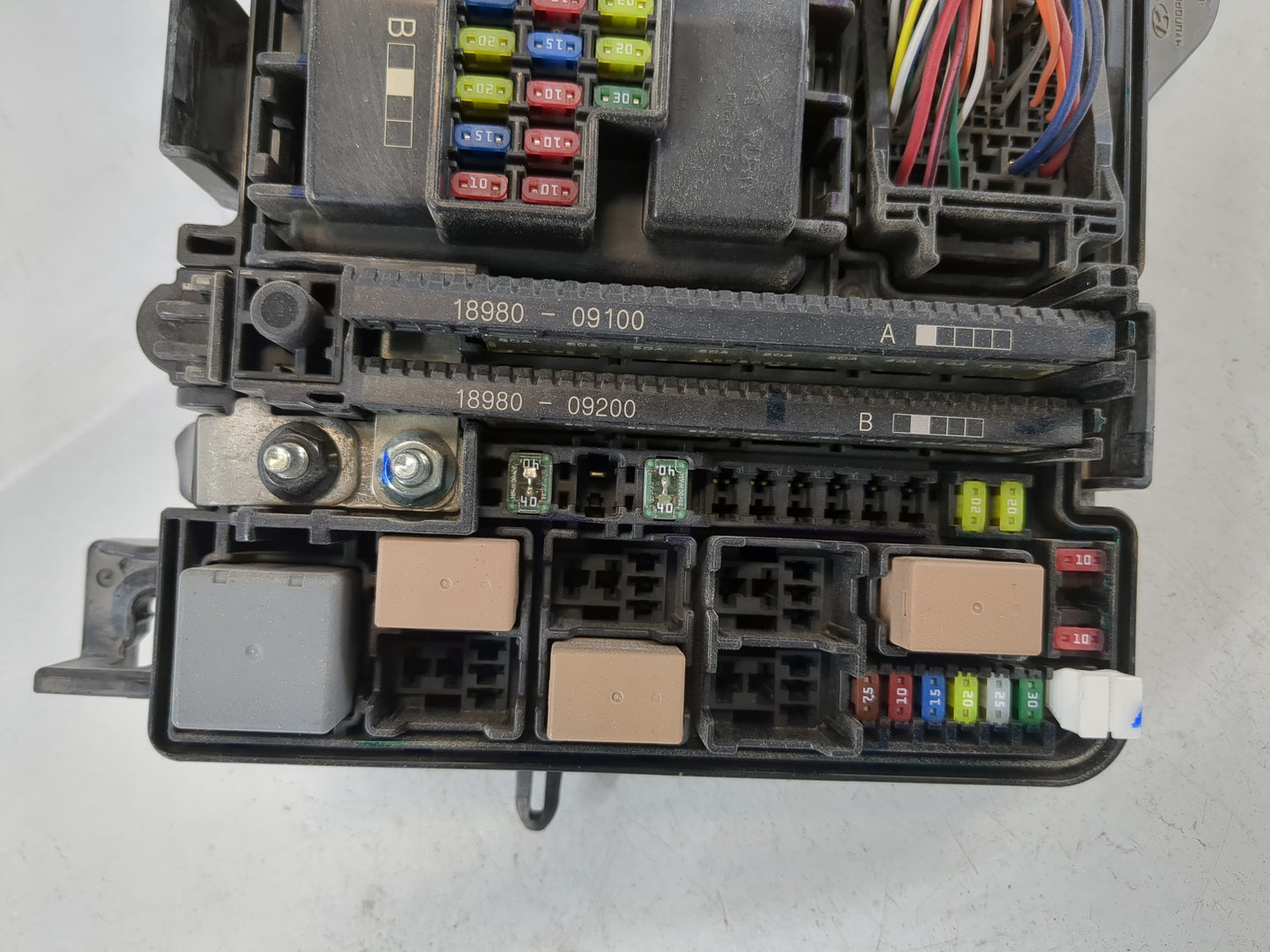2016-2017 Hyundai Sonata Fusebox Fuse Box Panel Relay Module P/N:91950-C1820 Fits Fits 2016 2017 OEM Used Auto Parts - Oemus