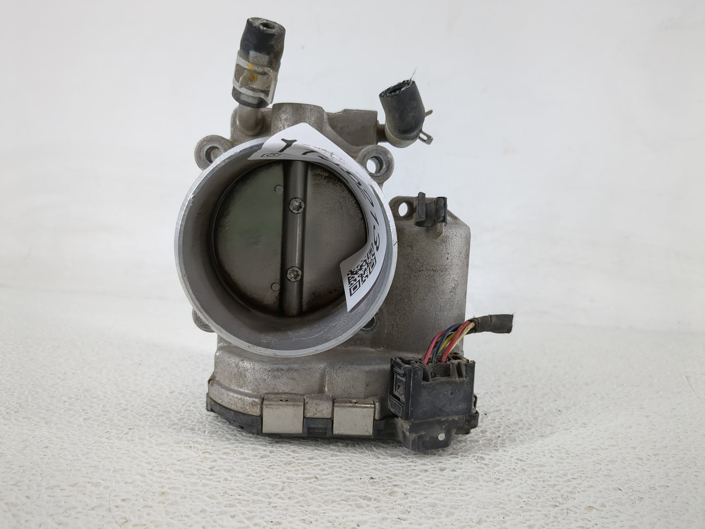 2015-2019 Hyundai Sonata Throttle Body P/N:35100-2G600 Fits Fits 2015 2016 2017 2018 2019 2020 2021 OEM Used Auto Parts - Oe