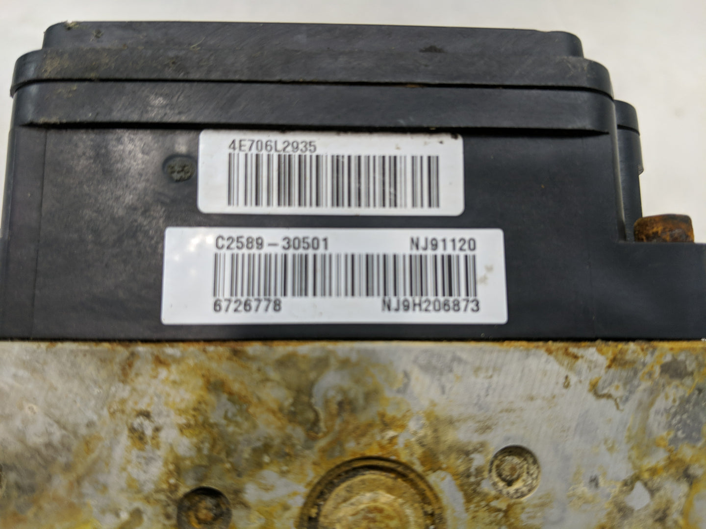 2015-2017 Hyundai Sonata ABS Pump Control Module Replacement P/N:C2589-30501 Fits Fits 2015 2016 2017 OEM Used Auto Parts - 
