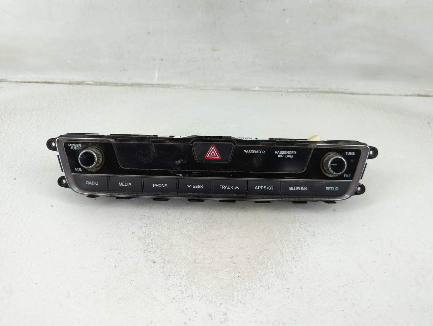 2016-2017 Hyundai Sonata Radio Control Panel - Oemusedautoparts1.com