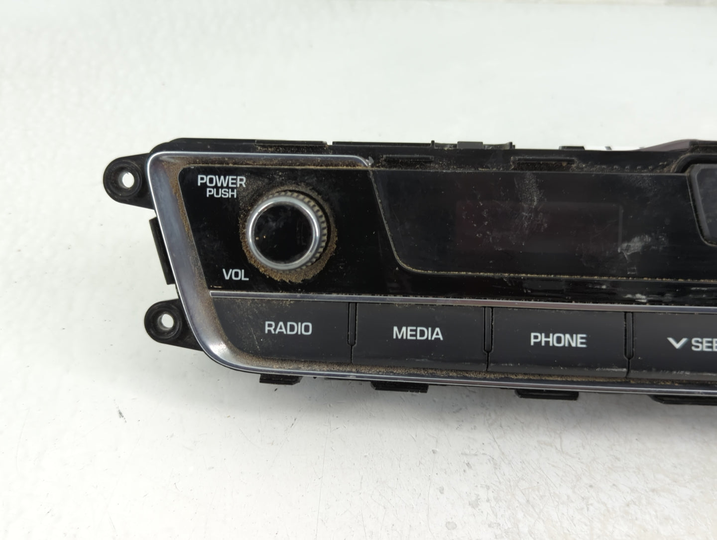 2016-2017 Hyundai Sonata Radio Control Panel - Oemusedautoparts1.com