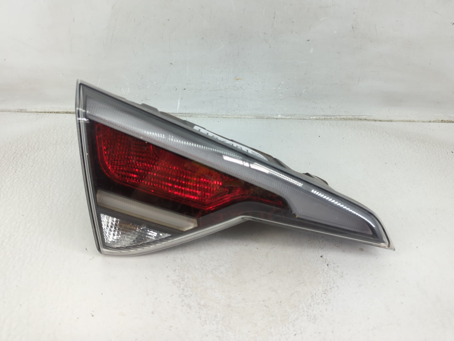 2015-2017 Hyundai Sonata Tail Light Assembly Passenger Right OEM P/N:20160518 Fits Fits 2015 2016 2017 OEM Used Auto Parts -
