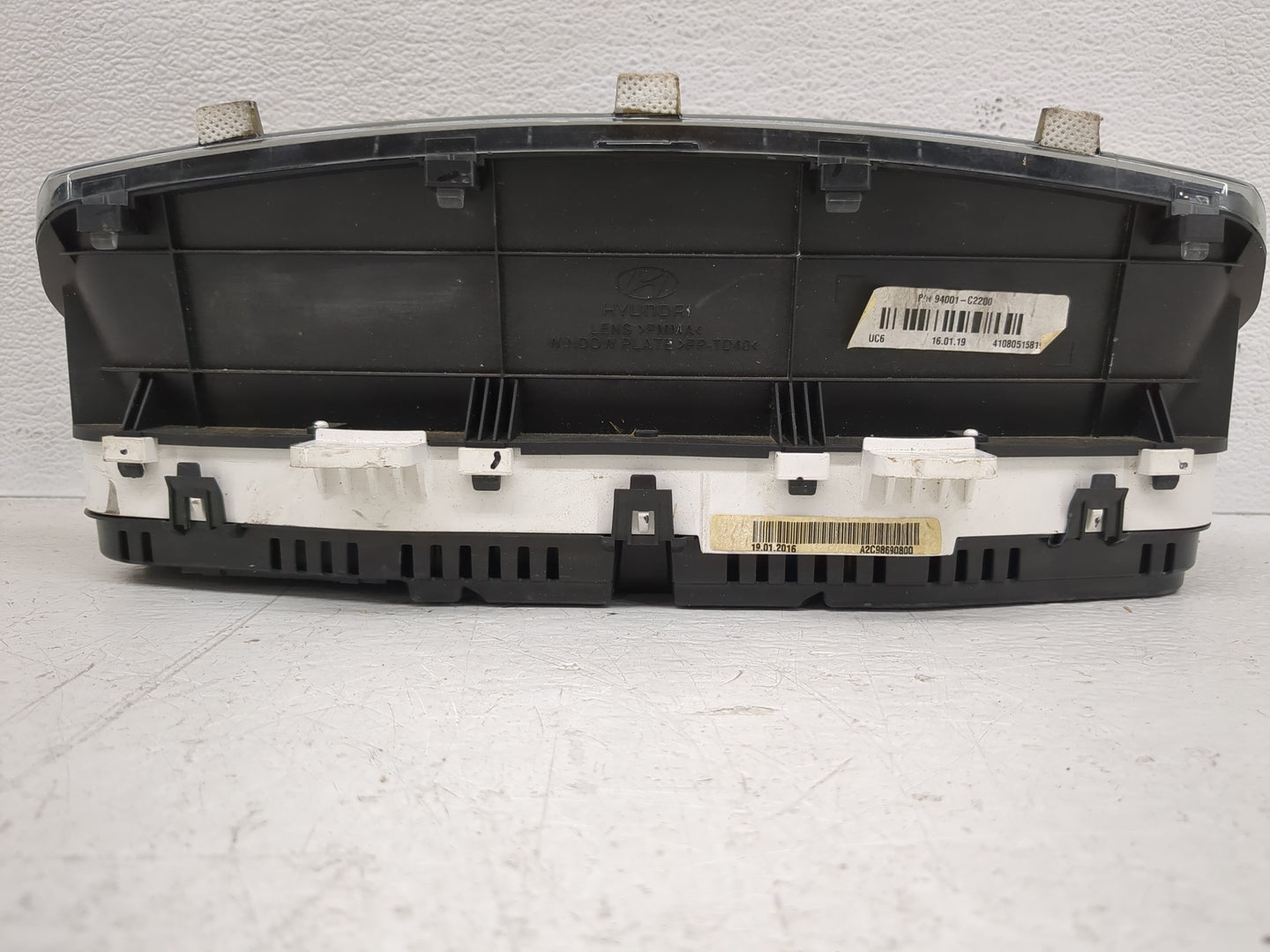 2016-2017 Hyundai Sonata Instrument Cluster Speedometer Gauges P/N:94001-C2200 Fits Fits 2016 2017 OEM Used Auto Parts - Oem