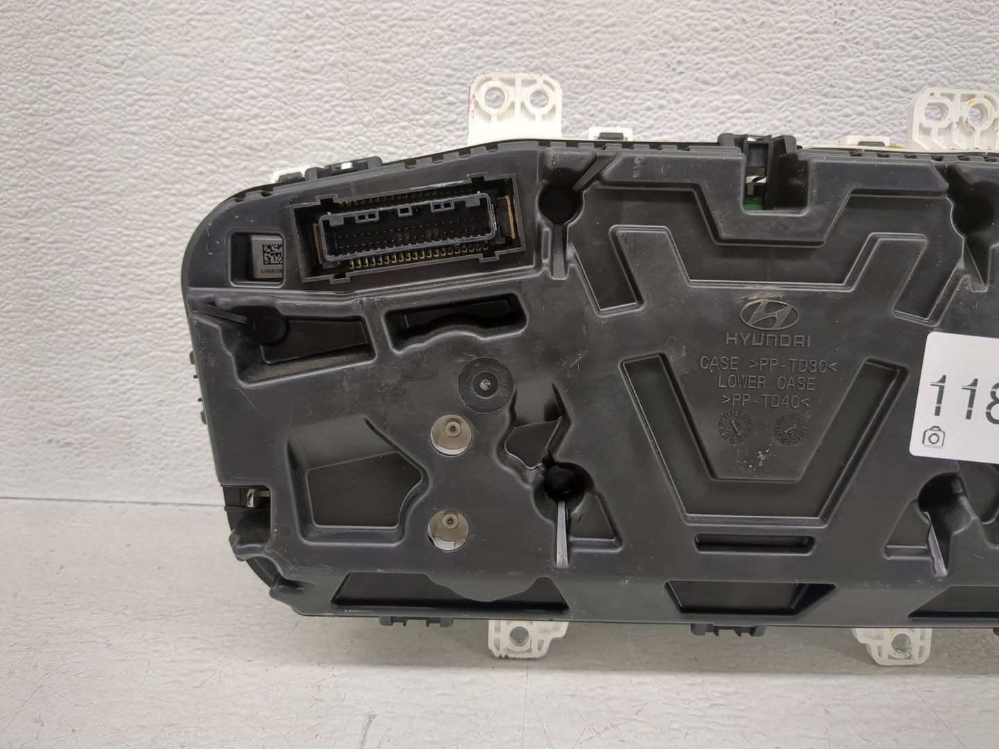 2016-2017 Hyundai Sonata Instrument Cluster Speedometer Gauges P/N:94001-C2200 Fits Fits 2016 2017 OEM Used Auto Parts - Oem