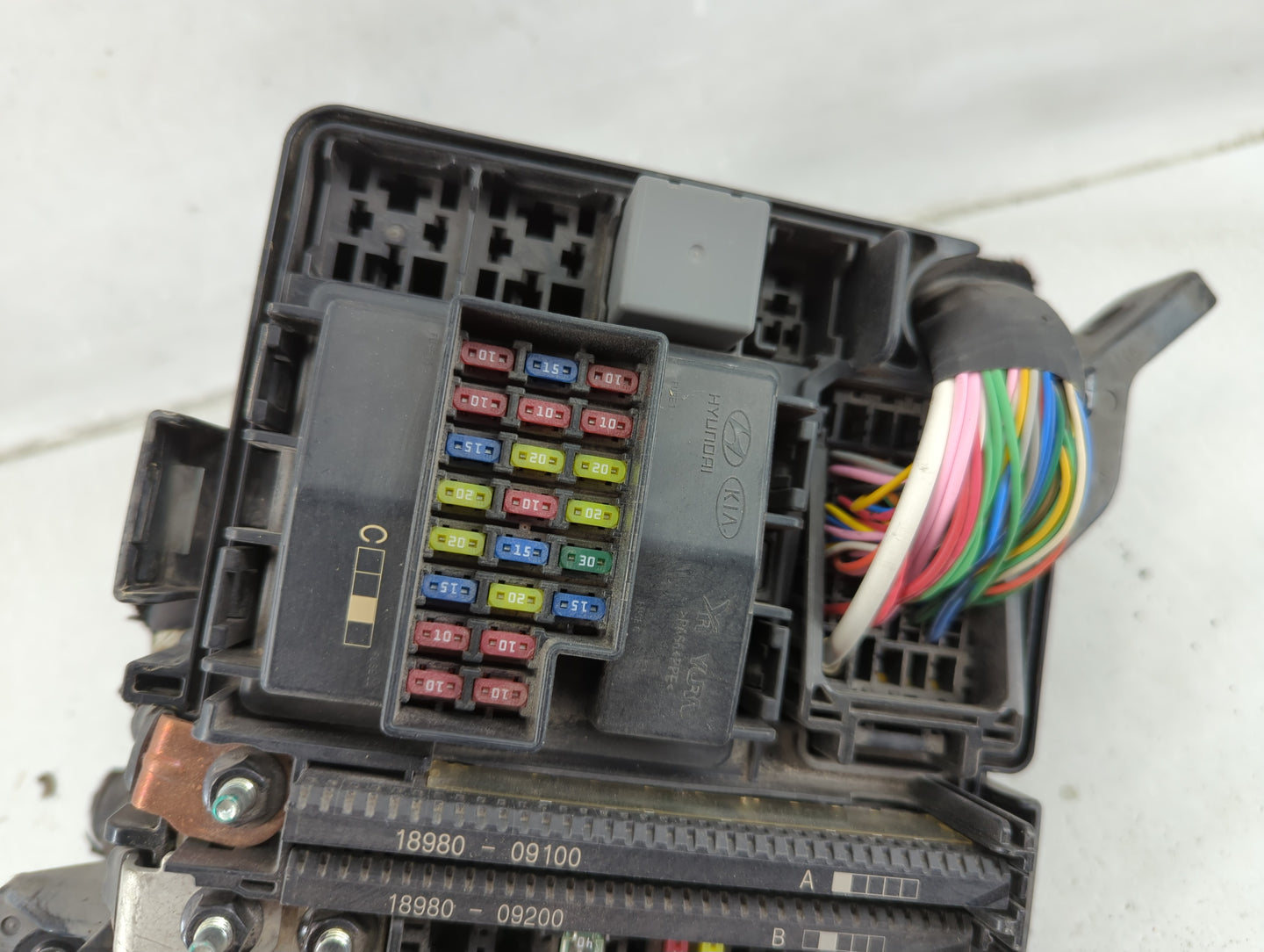 2016-2017 Hyundai Sonata Fusebox Fuse Box Panel Relay Module P/N:91950-E6821 Fits Fits 2016 2017 OEM Used Auto Parts - Oemus