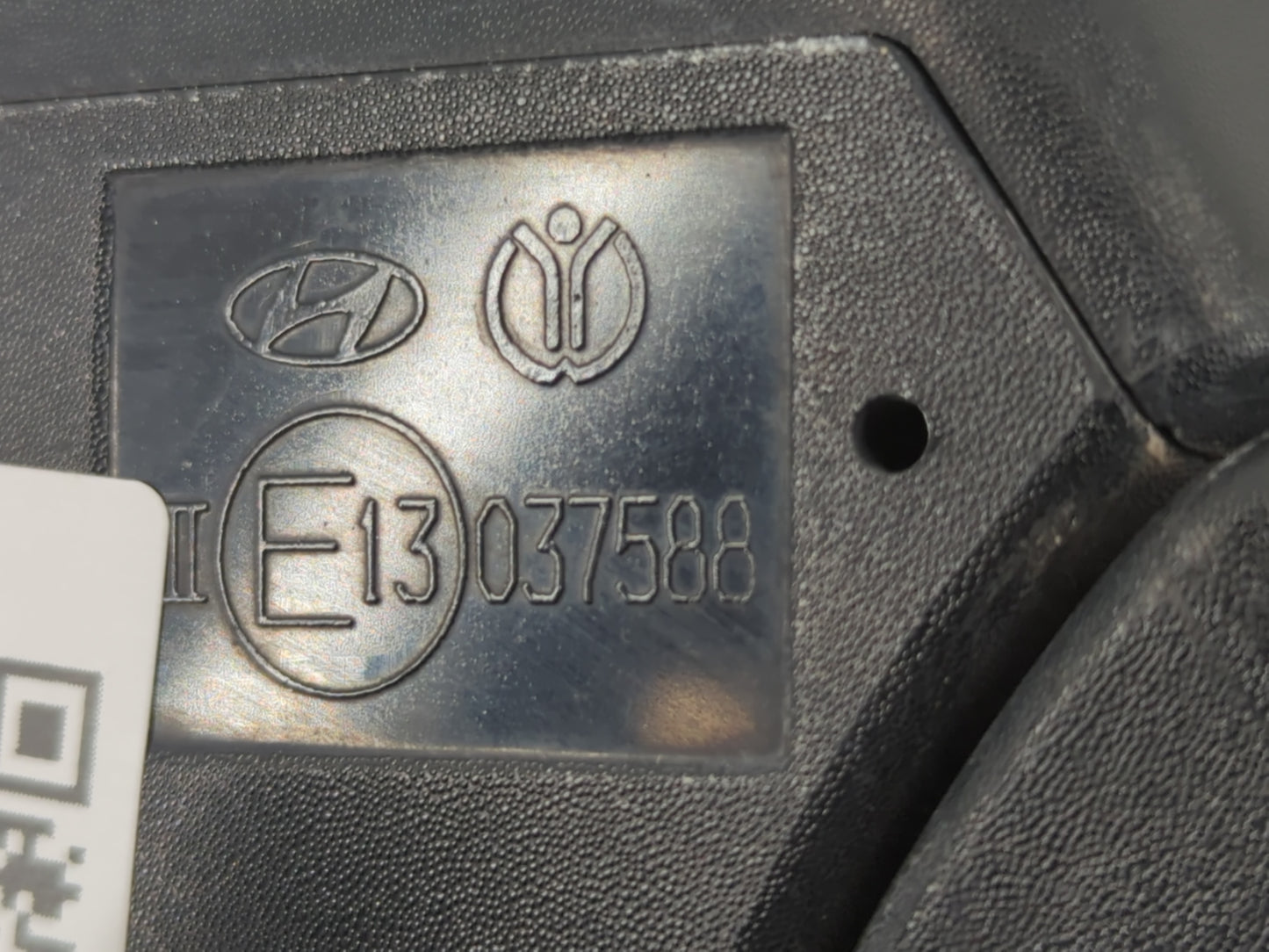 2016-2017 Hyundai Sonata Driver Left Side View Manual Door Mirror Silver - Oemusedautoparts1.com