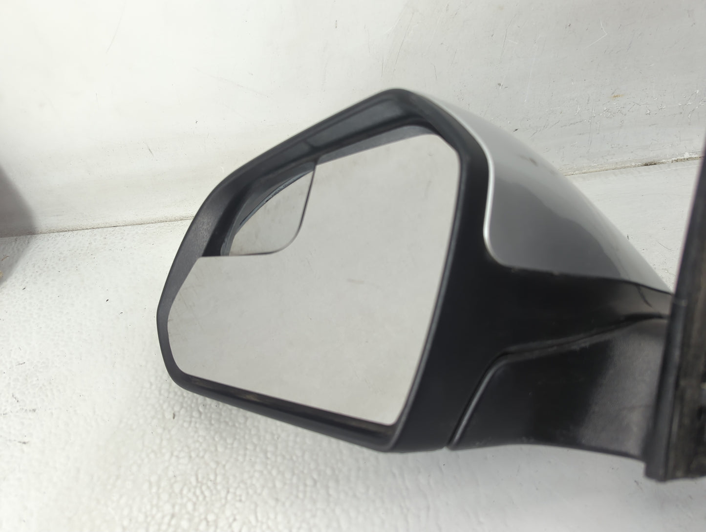 2016-2017 Hyundai Sonata Driver Left Side View Manual Door Mirror Silver - Oemusedautoparts1.com