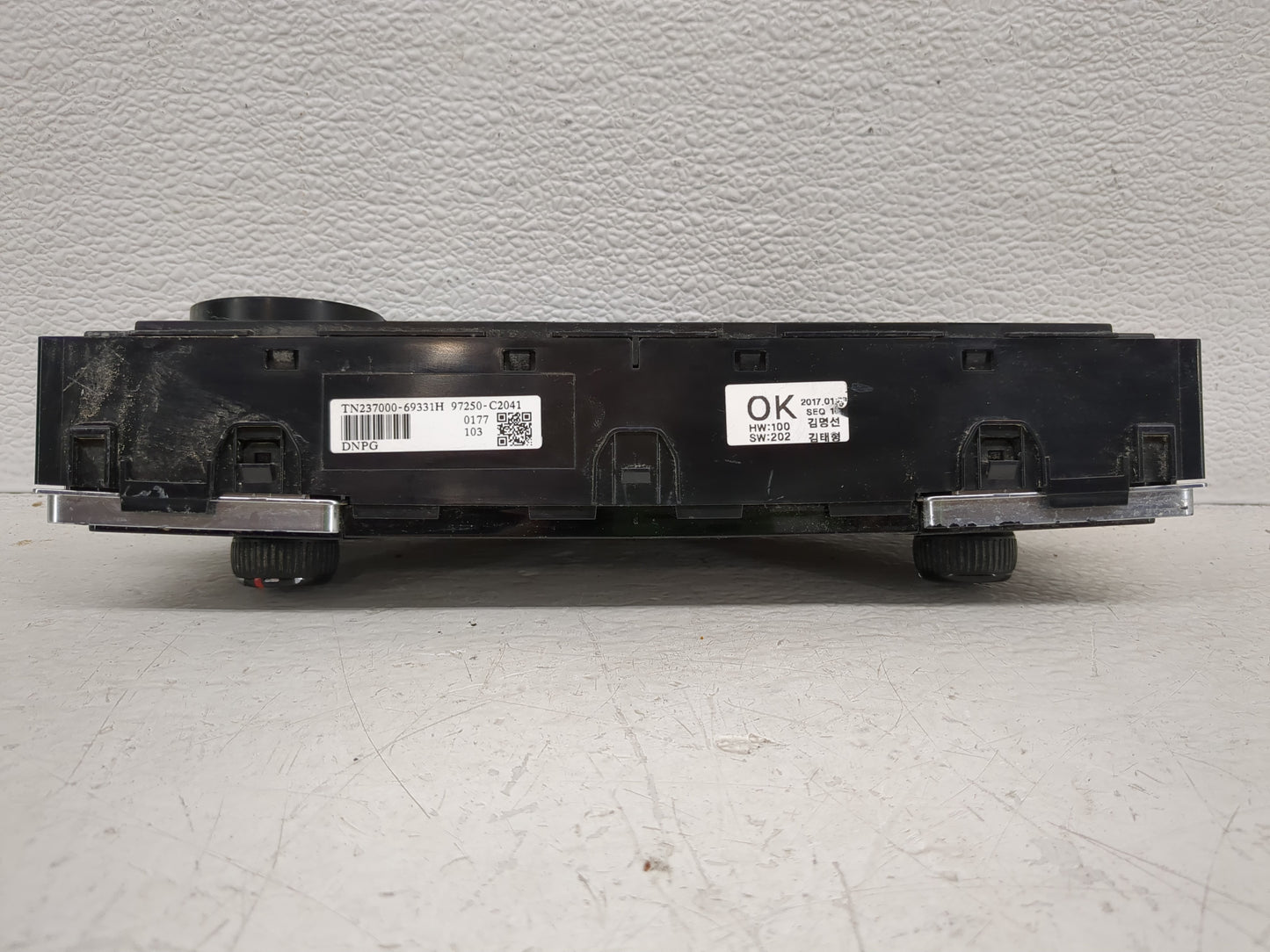 2016-2017 Hyundai Sonata Climate Control Module Temperature AC/Heater Replacement P/N:97250-C2041 Fits Fits 2016 2017 OEM Us