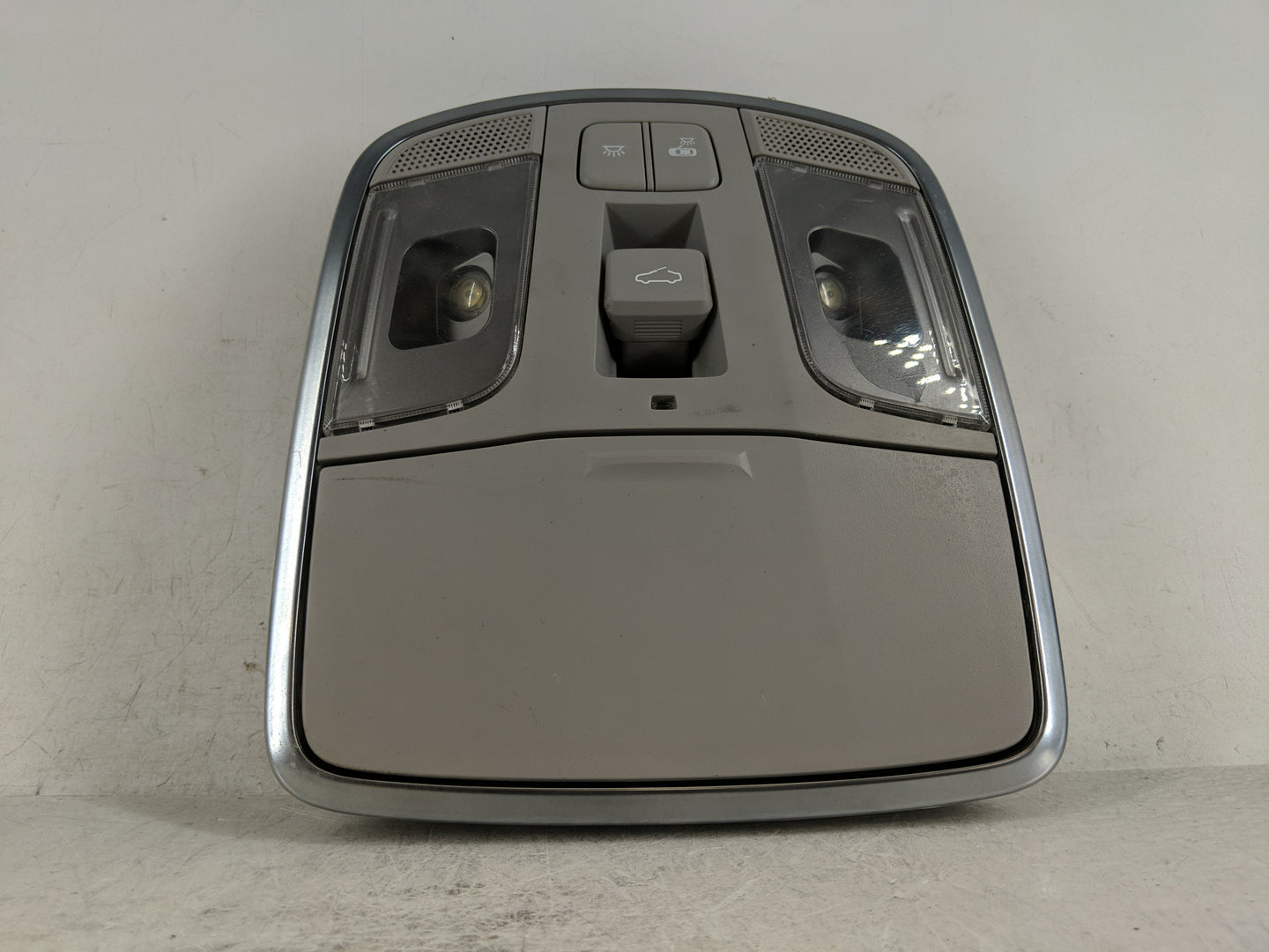2017 Hyundai Sonata Overhead Roof Console - Oemusedautoparts1.com
