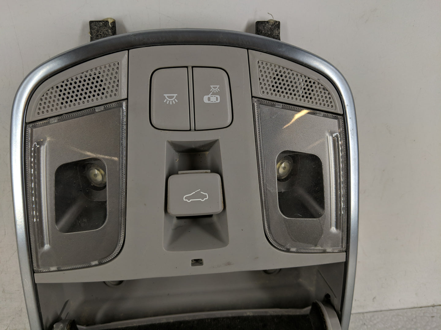 2017 Hyundai Sonata Overhead Roof Console - Oemusedautoparts1.com
