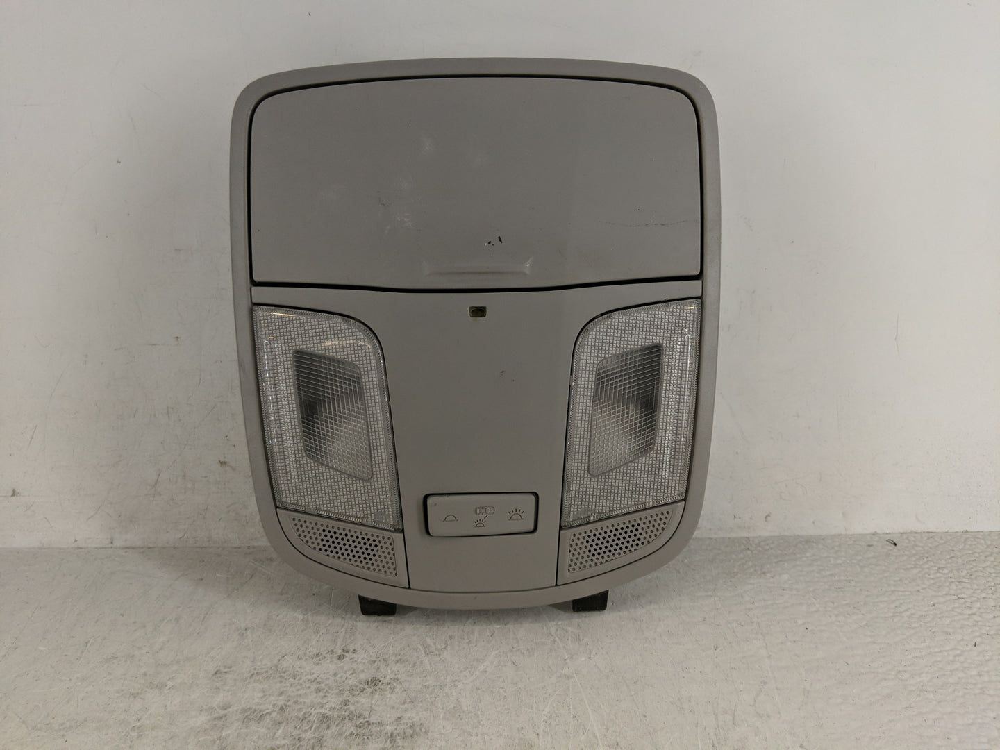 2017 Hyundai Sonata Overhead Roof Console - Oemusedautoparts1.com