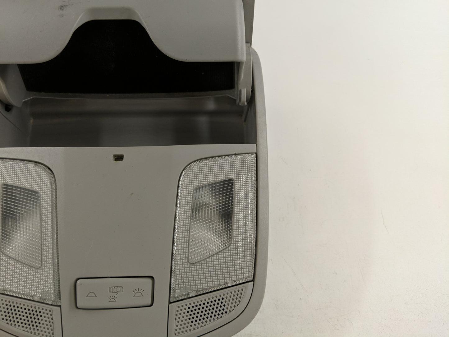 2017 Hyundai Sonata Overhead Roof Console - Oemusedautoparts1.com