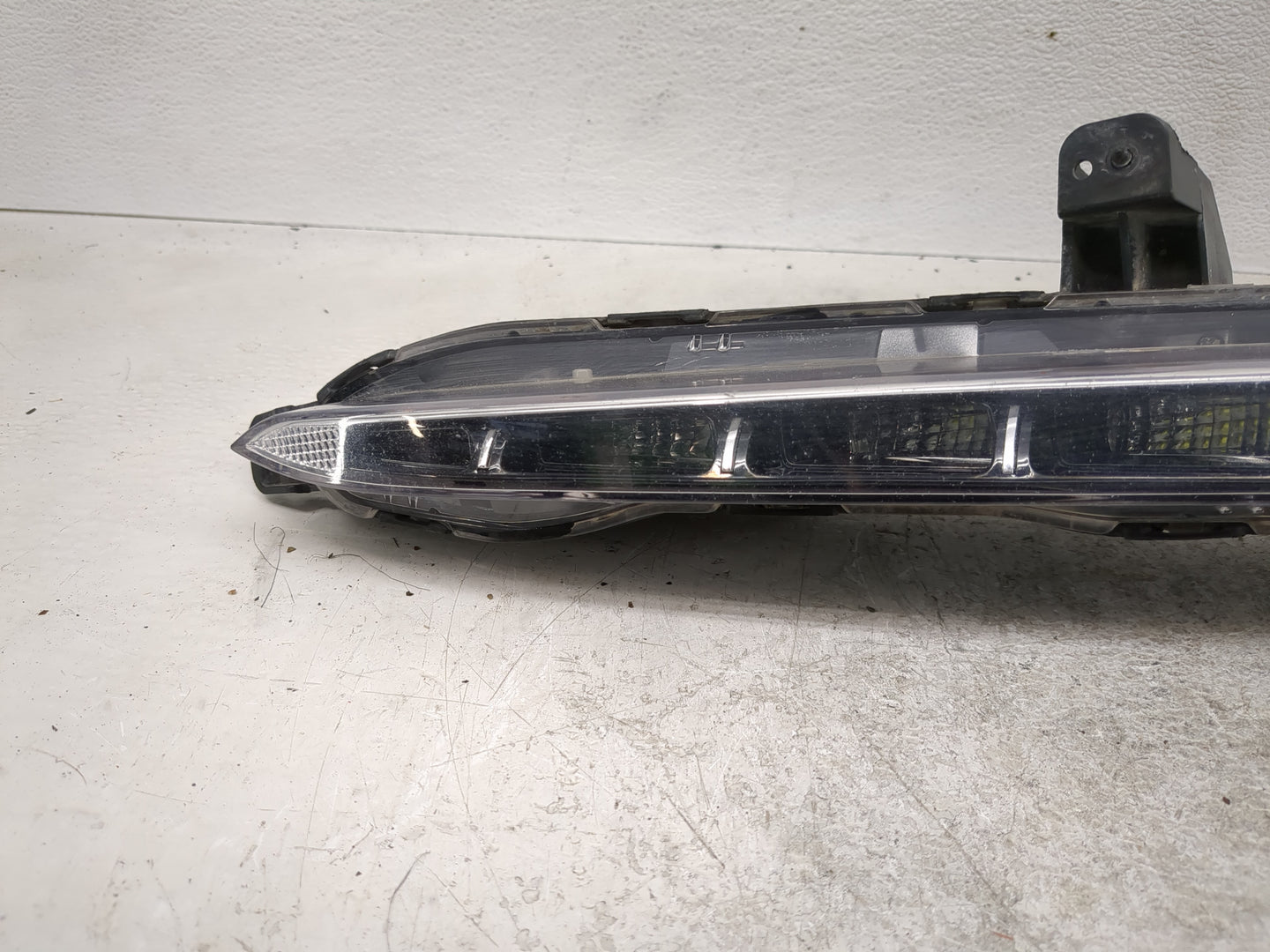 2016-2017 Hyundai Sonata Driver Left Oem Front Light Lamp - Oemusedautoparts1.com