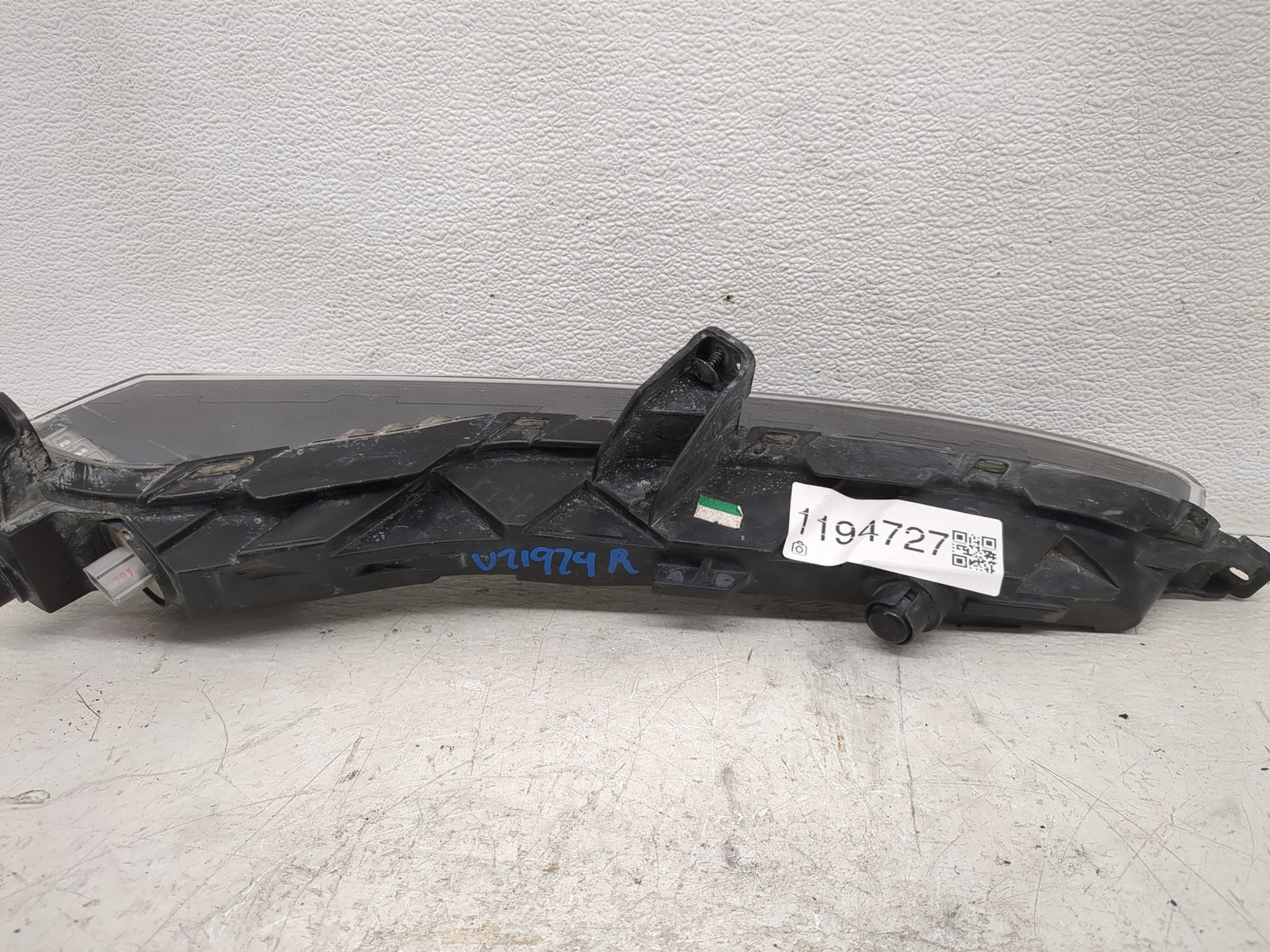 2016-2017 Hyundai Sonata Driver Left Oem Front Light Lamp - Oemusedautoparts1.com