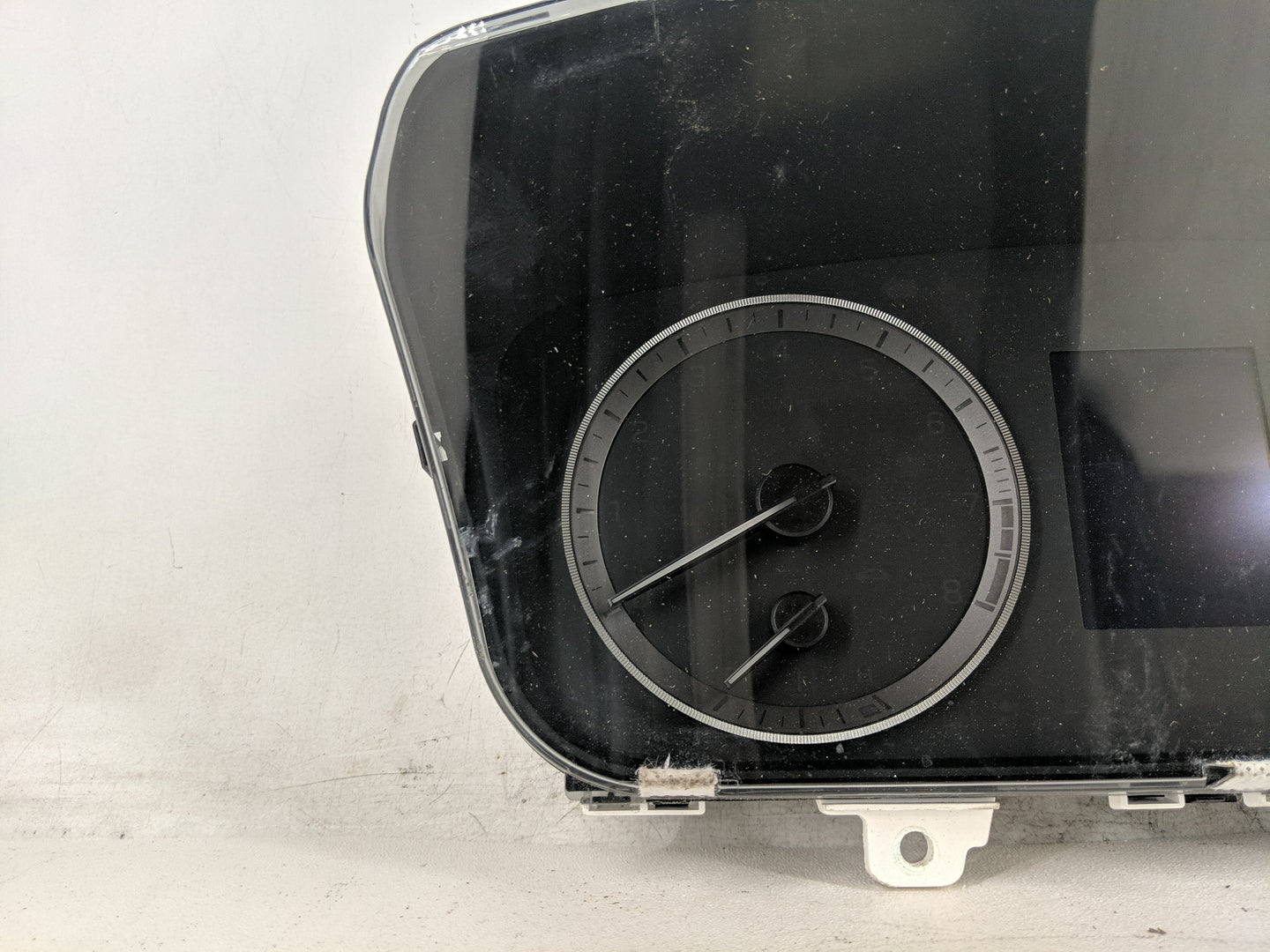 2016-2017 Hyundai Sonata Instrument Cluster Speedometer Gauges P/N:94001-C2201 Fits Fits 2016 2017 OEM Used Auto Parts - Oem