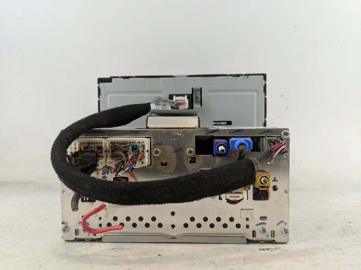 2016-2017 Hyundai Sonata Radio AM FM Cd Player Receiver Replacement P/N:96160-C20004X Fits Fits 2016 2017 OEM Used Auto Part