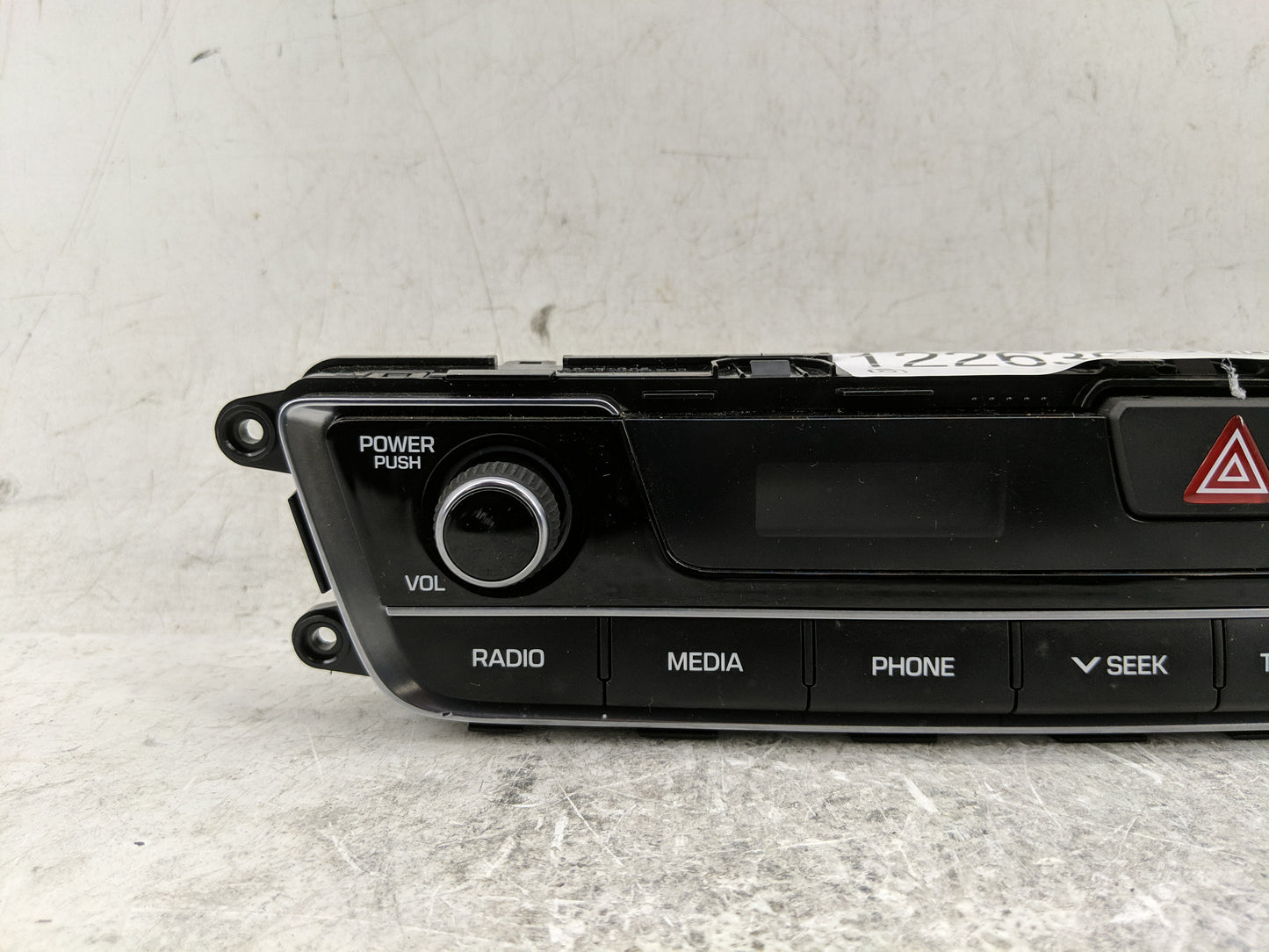 2017 Hyundai Sonata Climate Control Module Temperature AC/Heater Replacement P/N:94510-C2530 Fits OEM Used Auto Parts - Oemu