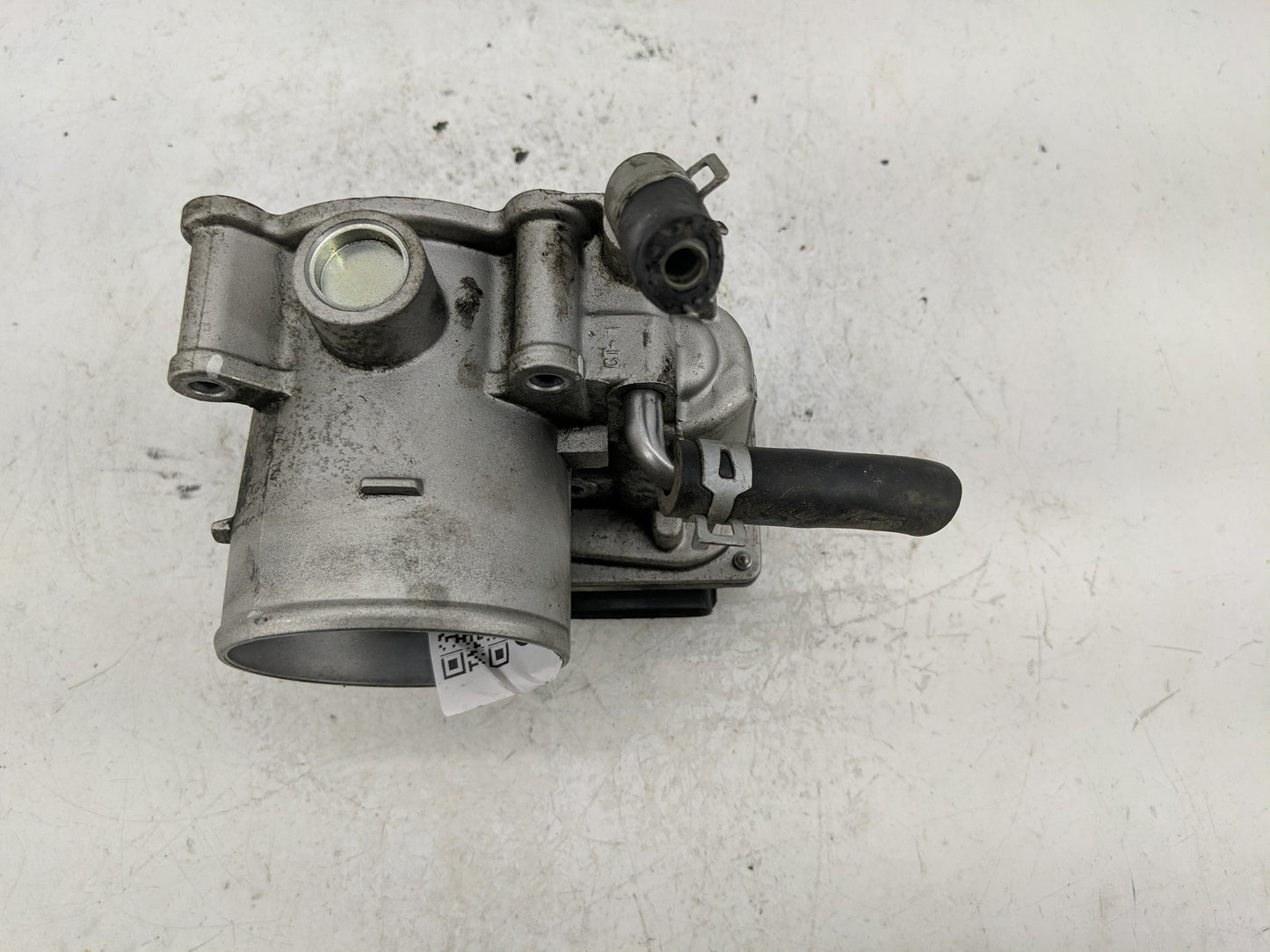 2016-2017 Hyundai Sonata Throttle Body P/N:35100-2E610 Fits Fits 2016 2017 2018 2019 2020 OEM Used Auto Parts - Oemusedautop