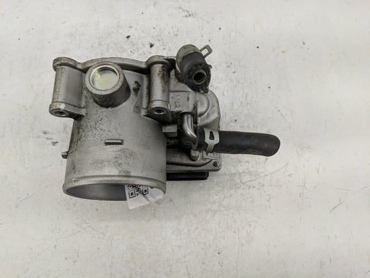 2016-2017 Hyundai Sonata Throttle Body P/N:35100-2E610 Fits Fits 2016 2017 2018 2019 2020 OEM Used Auto Parts