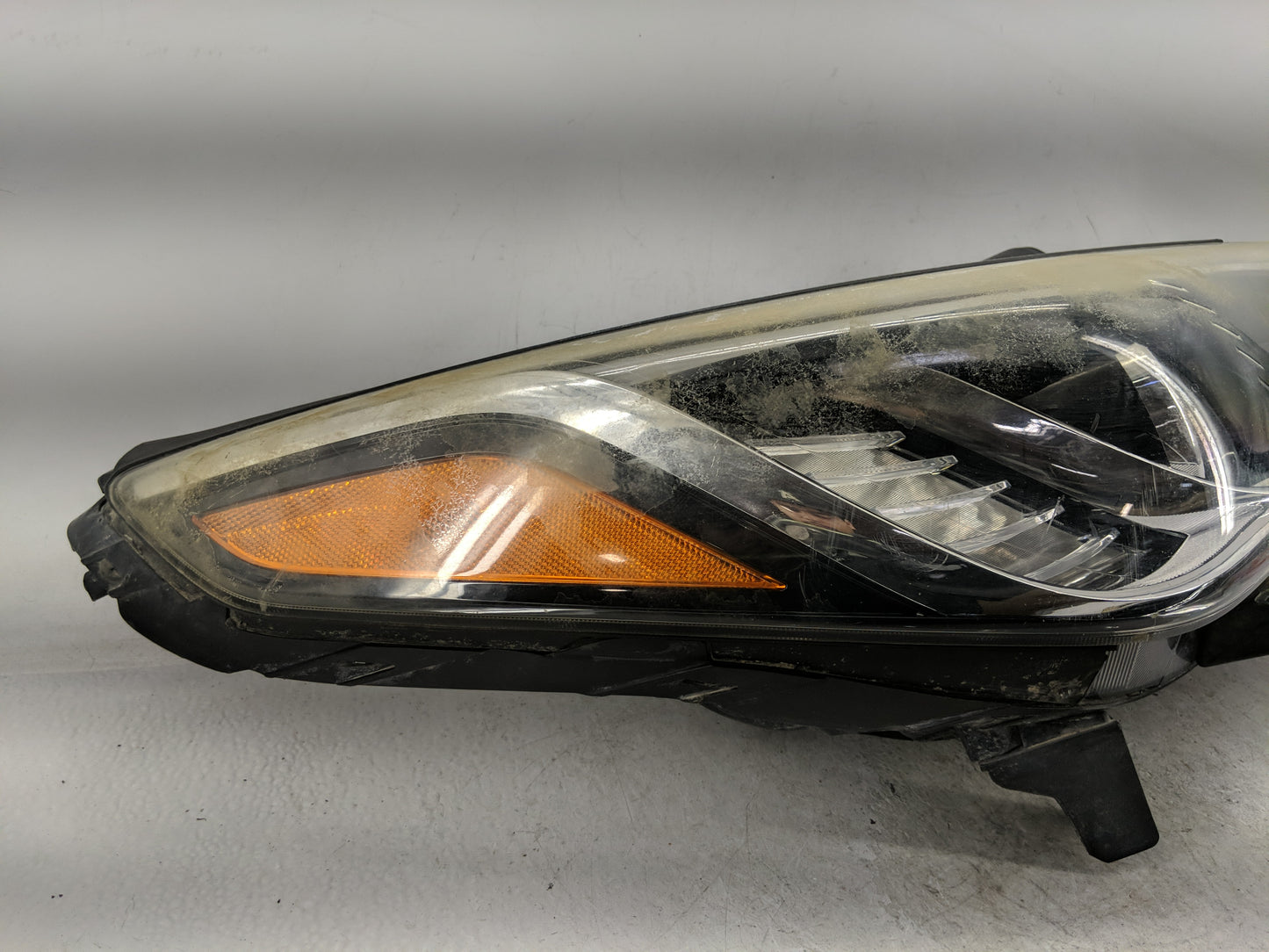 2016-2017 Hyundai Sonata Passenger Right Oem Head Light Headlight Lamp - Oemusedautoparts1.com