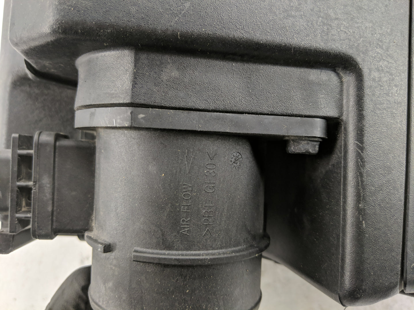 2016-2017 Hyundai Sonata Air Cleaner Intake-duct Hose Tube - Oemusedautoparts1.com