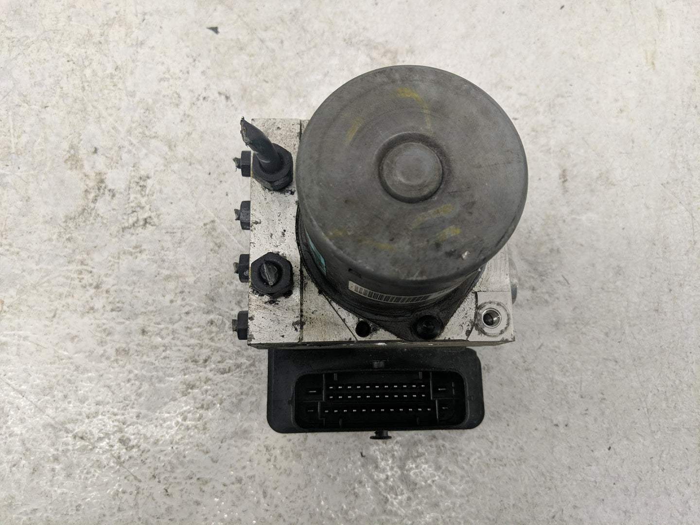 2015-2017 Hyundai Sonata ABS Pump Control Module Replacement P/N:NJ91120 C2589-30501, 02589-20501 Fits Fits 2015 2016 2017 O