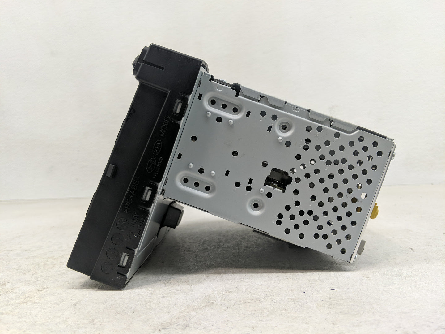 2017 Hyundai Sonata Radio AM FM Cd Player Receiver Replacement P/N:96160-E60004X Fits OEM Used Auto Parts - Oemusedautoparts