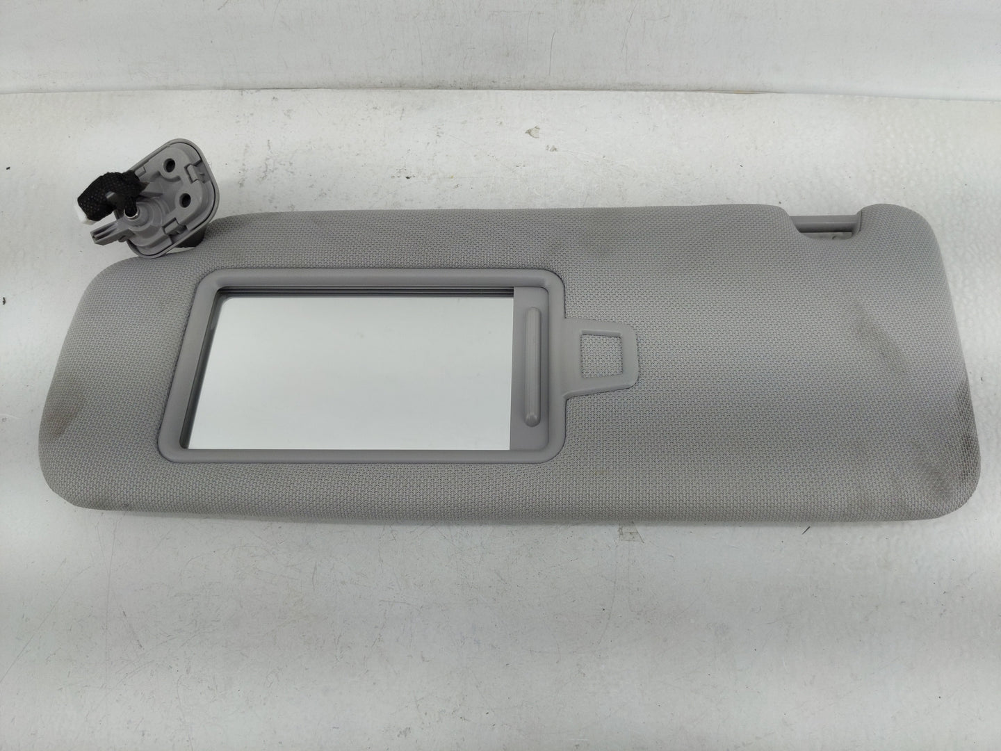 2015-2019 Hyundai Sonata Sun Visor Shade Replacement Driver Left Mirror Fits Fits 2015 2016 2017 2018 2019 OEM Used Auto Par