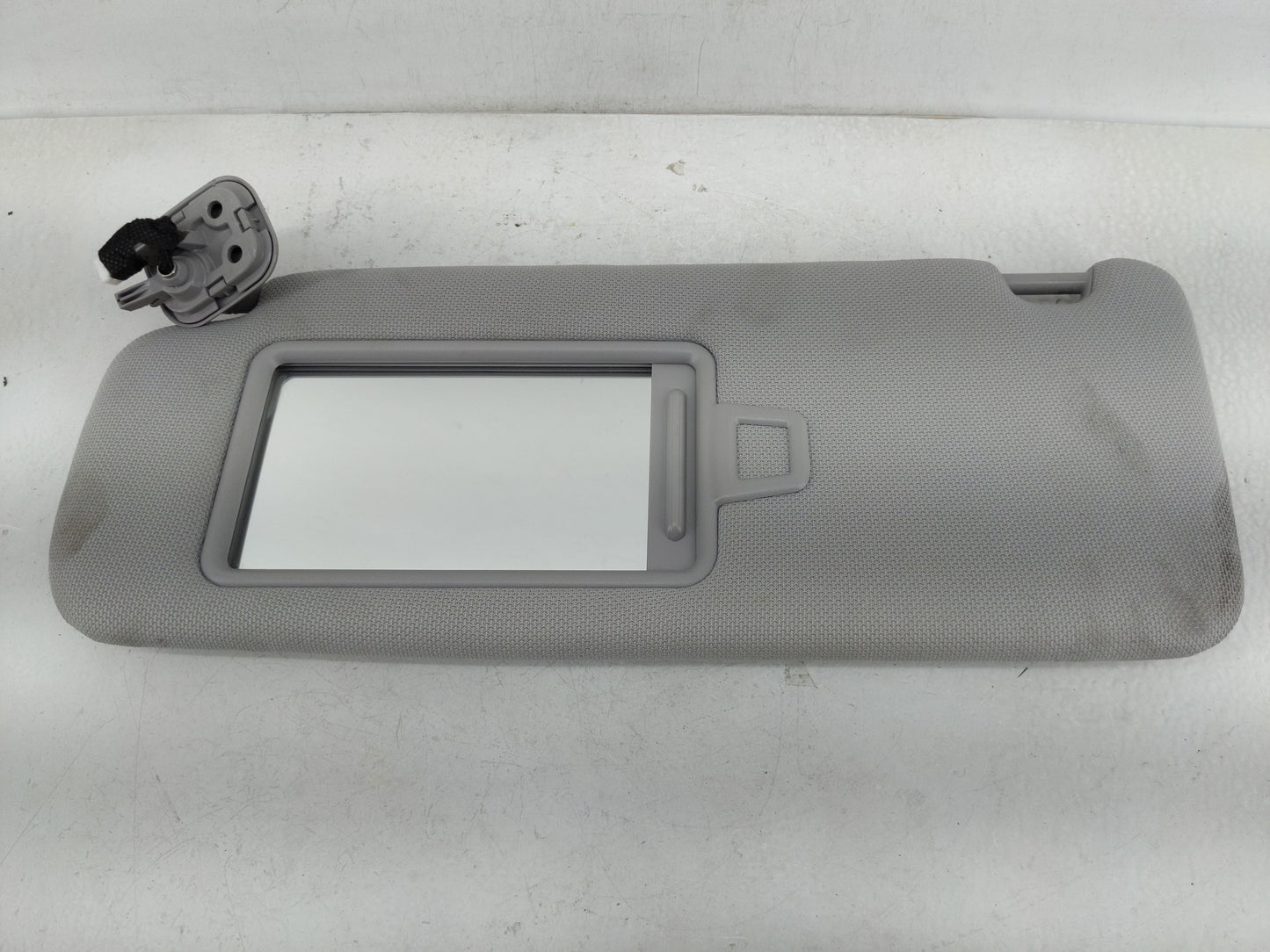 2015-2019 Hyundai Sonata Sun Visor Shade Replacement Driver Left Mirror Fits Fits 2015 2016 2017 2018 2019 OEM Used Auto Par