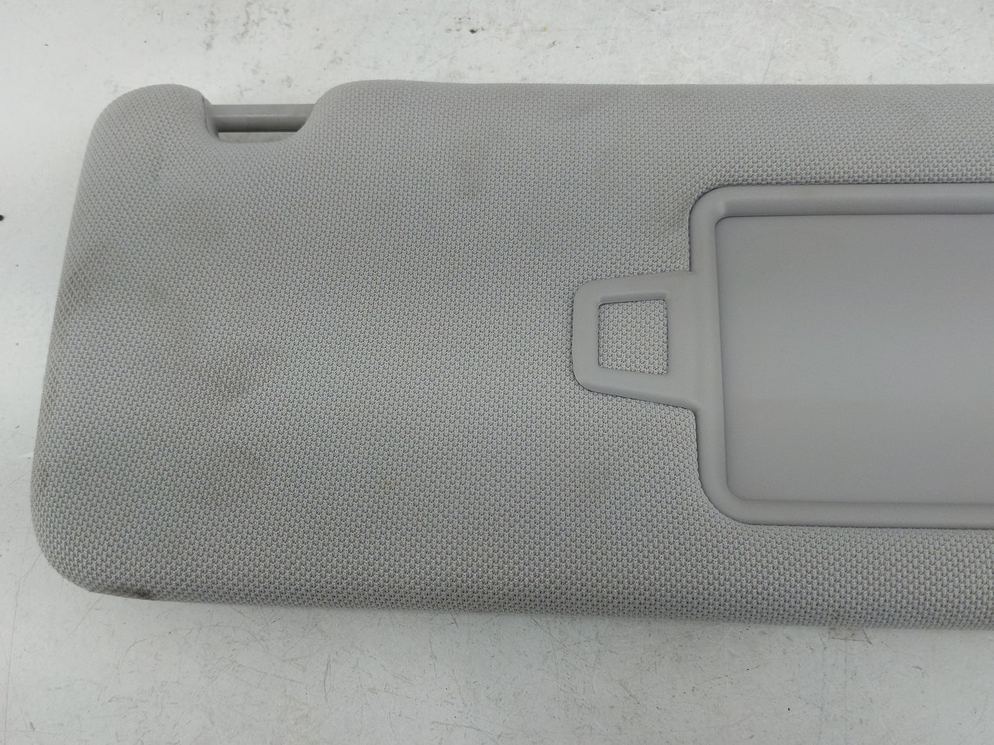 2015-2019 Hyundai Sonata Sun Visor Shade Replacement Passenger Right Mirror Fits Fits 2015 2016 2017 2018 2019 OEM Used Auto