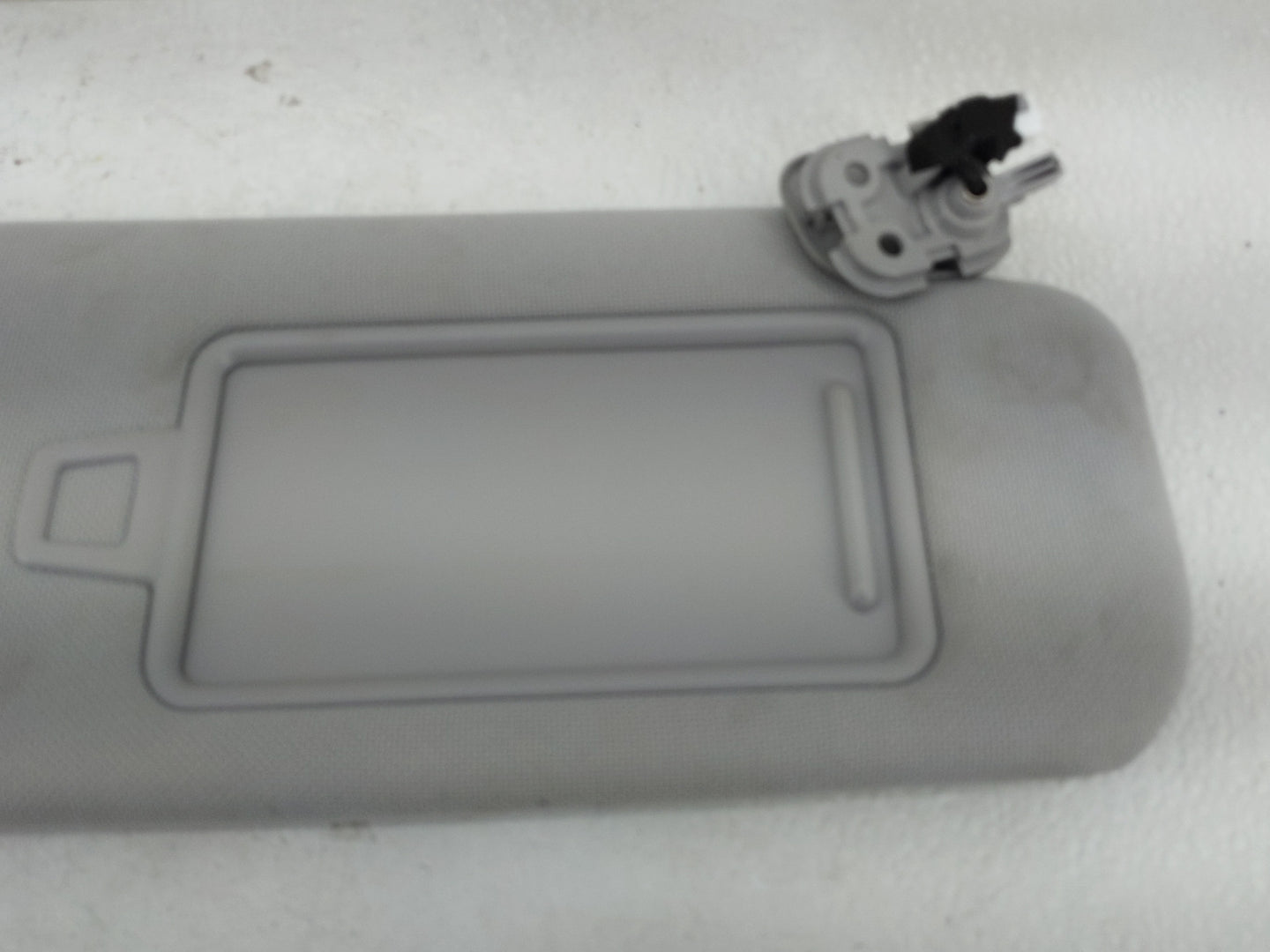 2015-2019 Hyundai Sonata Sun Visor Shade Replacement Passenger Right Mirror Fits Fits 2015 2016 2017 2018 2019 OEM Used Auto