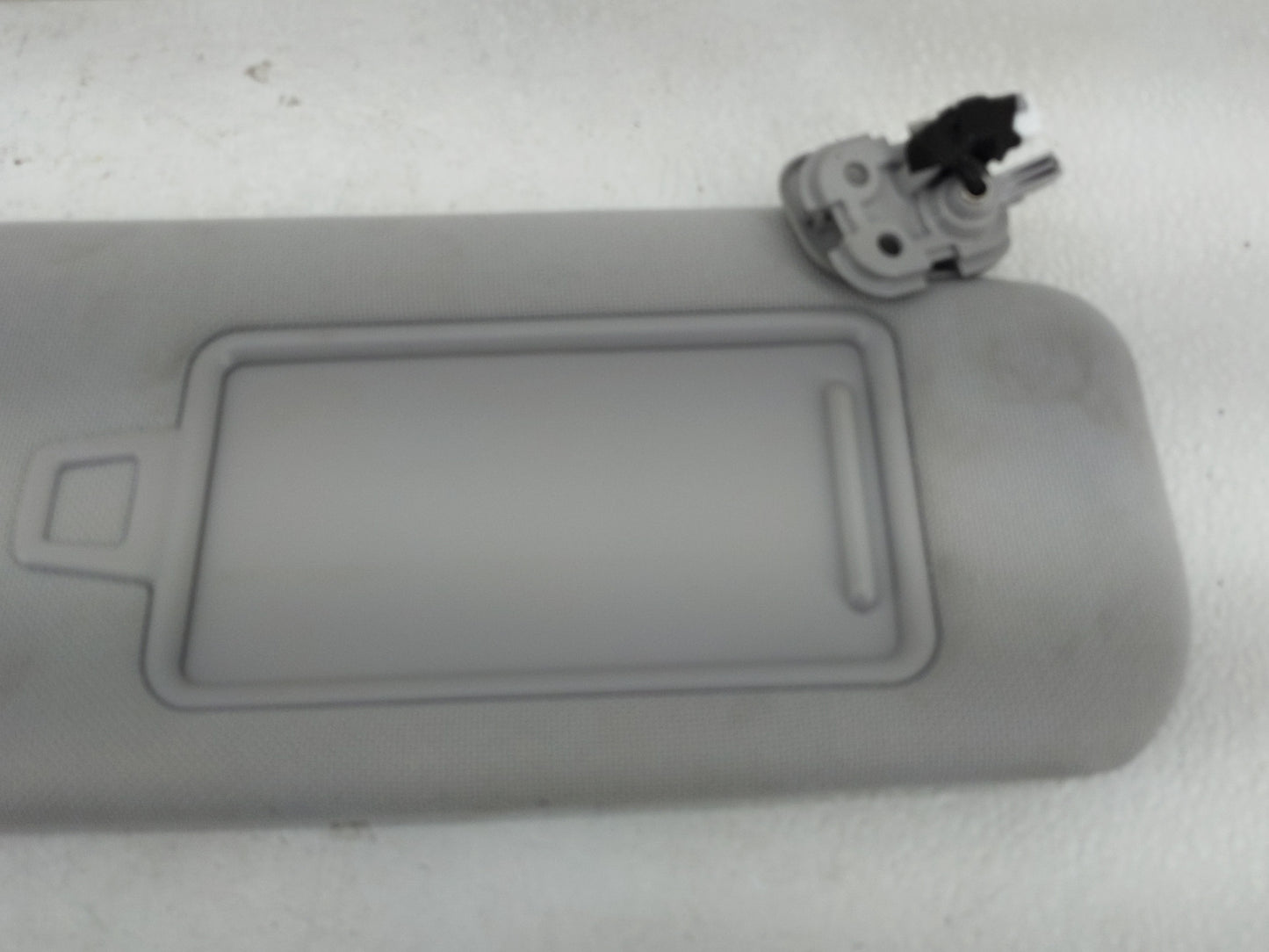 2015-2019 Hyundai Sonata Sun Visor Shade Replacement Passenger Right Mirror Fits Fits 2015 2016 2017 2018 2019 OEM Used Auto