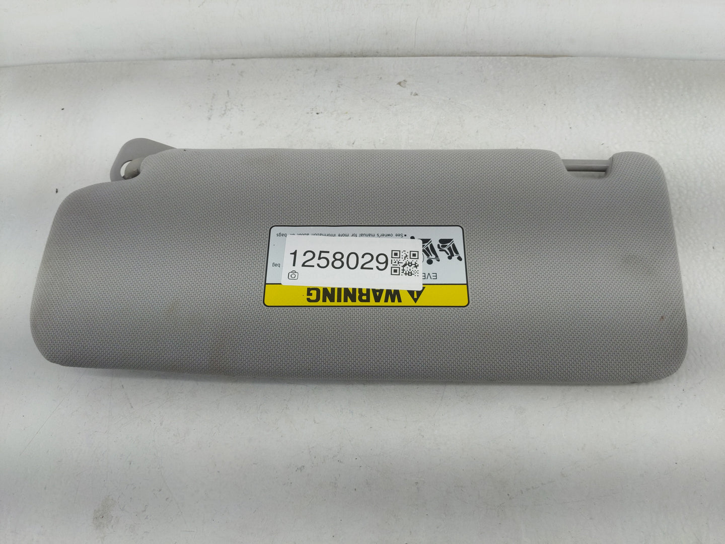 2015-2019 Hyundai Sonata Sun Visor Shade Replacement Passenger Right Mirror Fits Fits 2015 2016 2017 2018 2019 OEM Used Auto