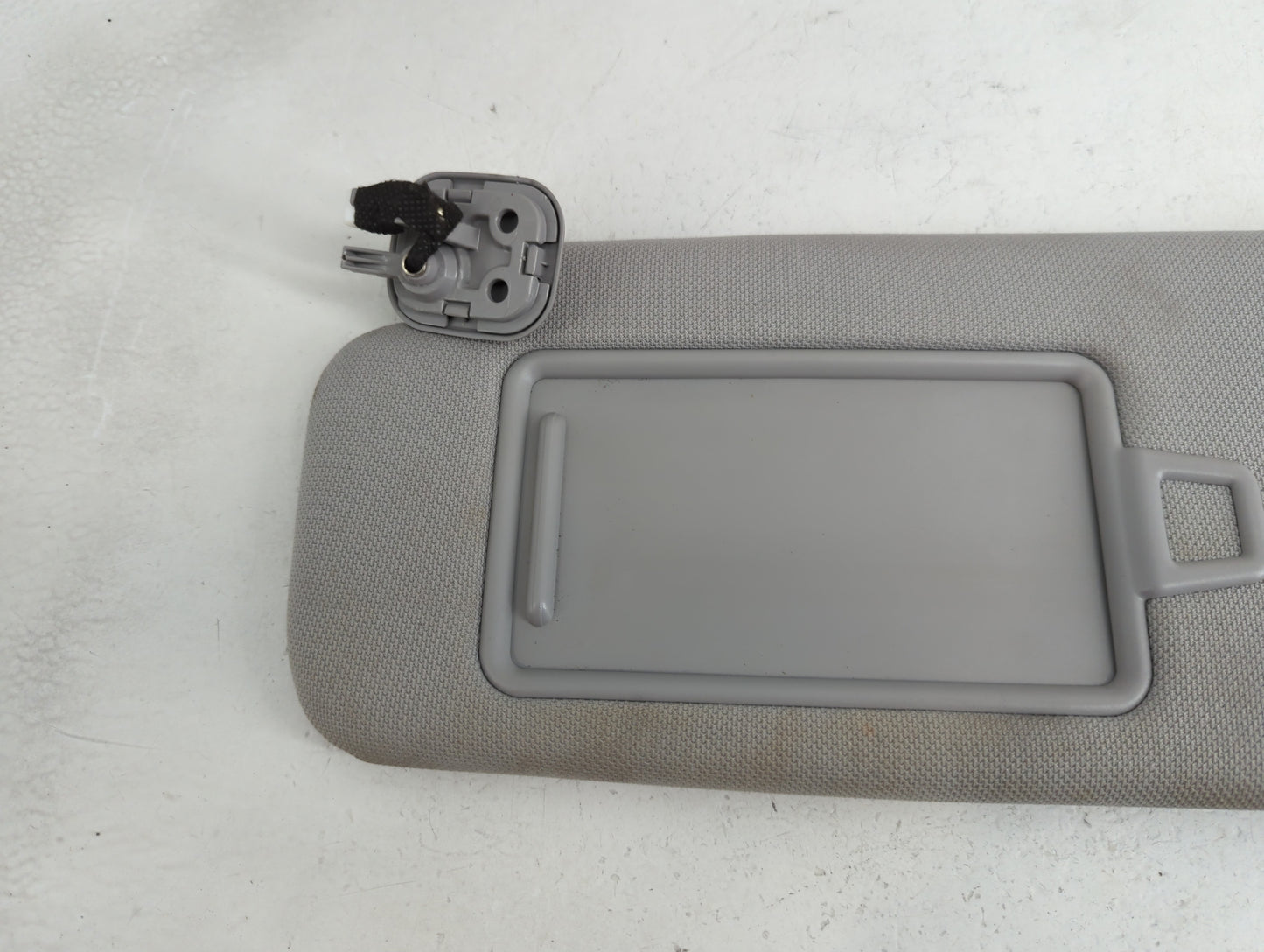2015-2019 Hyundai Sonata Sun Visor Shade Replacement Driver Left Mirror Fits Fits 2015 2016 2017 2018 2019 OEM Used Auto Par