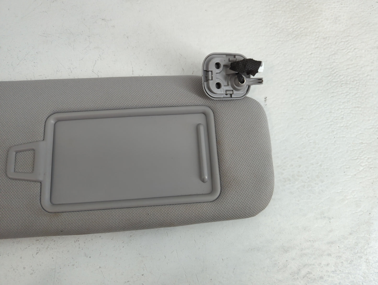 2015-2019 Hyundai Sonata Sun Visor Shade Replacement Passenger Right Mirror Fits Fits 2015 2016 2017 2018 2019 OEM Used Auto