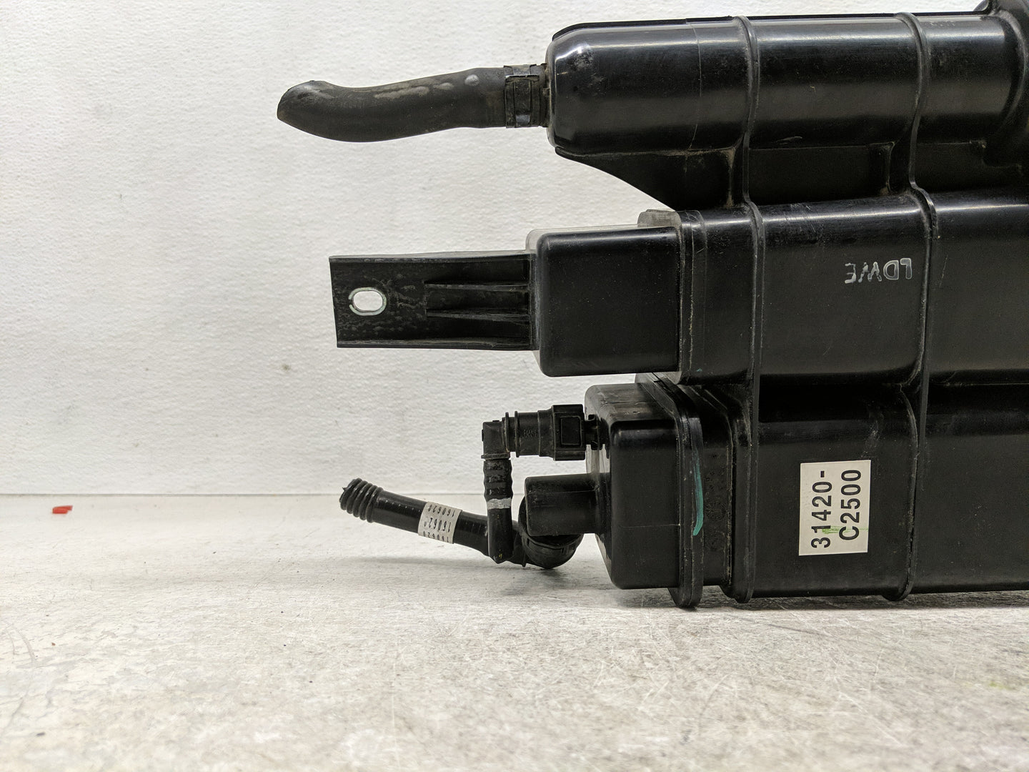 2017 Hyundai Sonata Fuel Vapor Charcoal Canister - Oemusedautoparts1.com