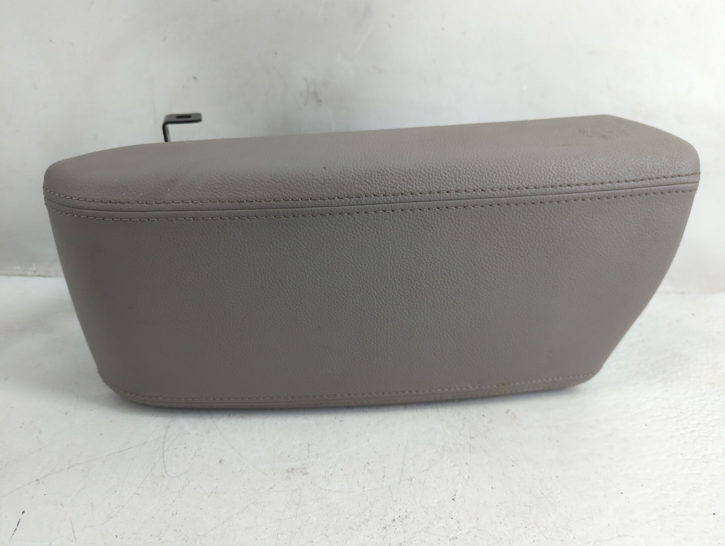 2017 Hyundai Sonata Center Console Armrest Cover Lid Fits OEM Used Auto Parts - Oemusedautoparts1.com