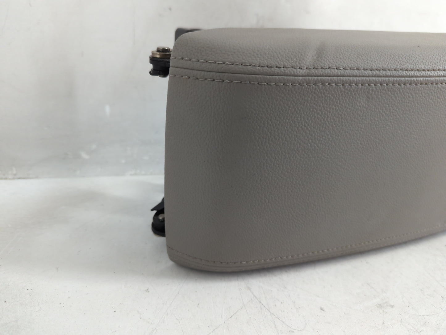 2017 Hyundai Sonata Center Console Armrest Cover Lid Fits OEM Used Auto Parts - Oemusedautoparts1.com