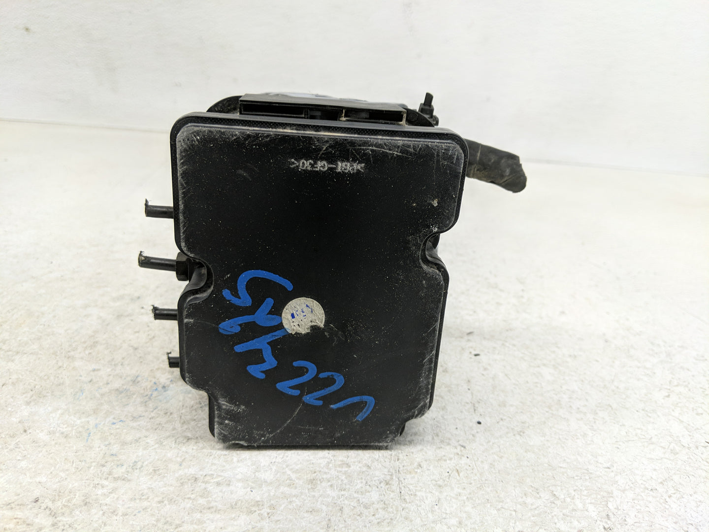 2015-2017 Hyundai Sonata ABS Pump Control Module Replacement P/N:C2589-30501 C2589-20501 Fits Fits 2015 2016 2017 OEM Used A