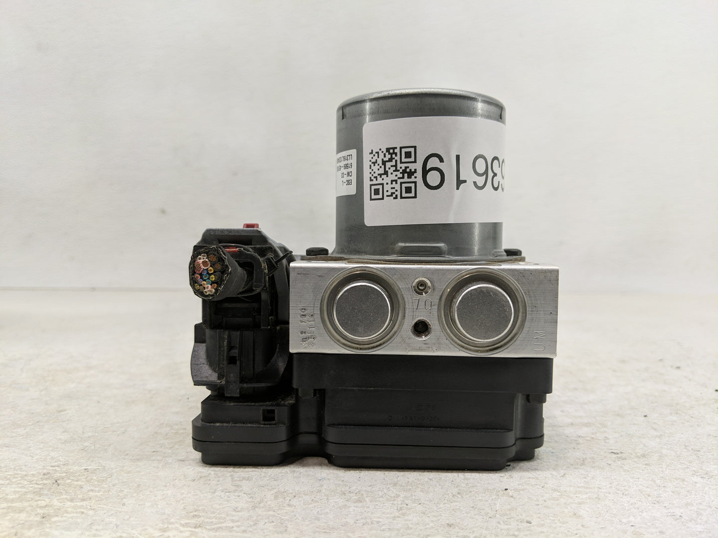 2015-2017 Hyundai Sonata ABS Pump Control Module Replacement P/N:NJ91120 C2589-30501 Fits Fits 2015 2016 2017 OEM Used Auto 