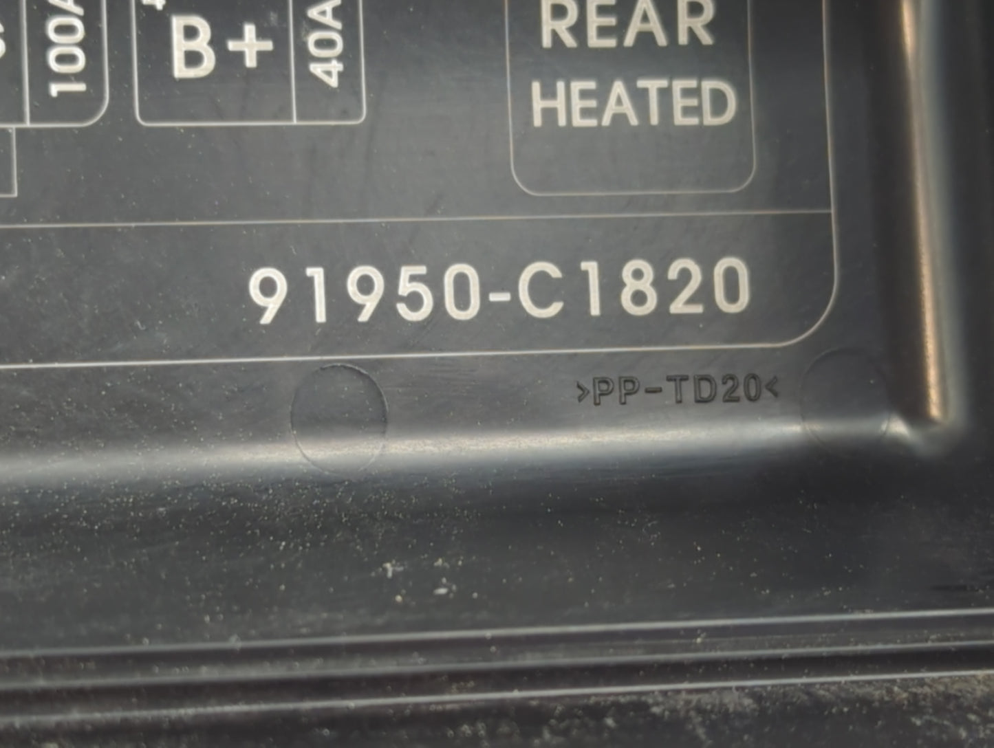 2016-2017 Hyundai Sonata Fusebox Fuse Box Panel Relay Module P/N:91950-C1820 Fits Fits 2016 2017 OEM Used Auto Parts - Oemus